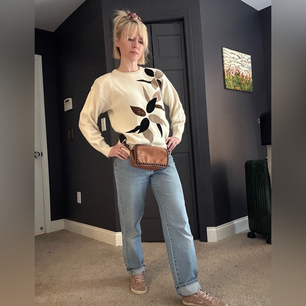 90’s sweater WITH SHOULDER PADS